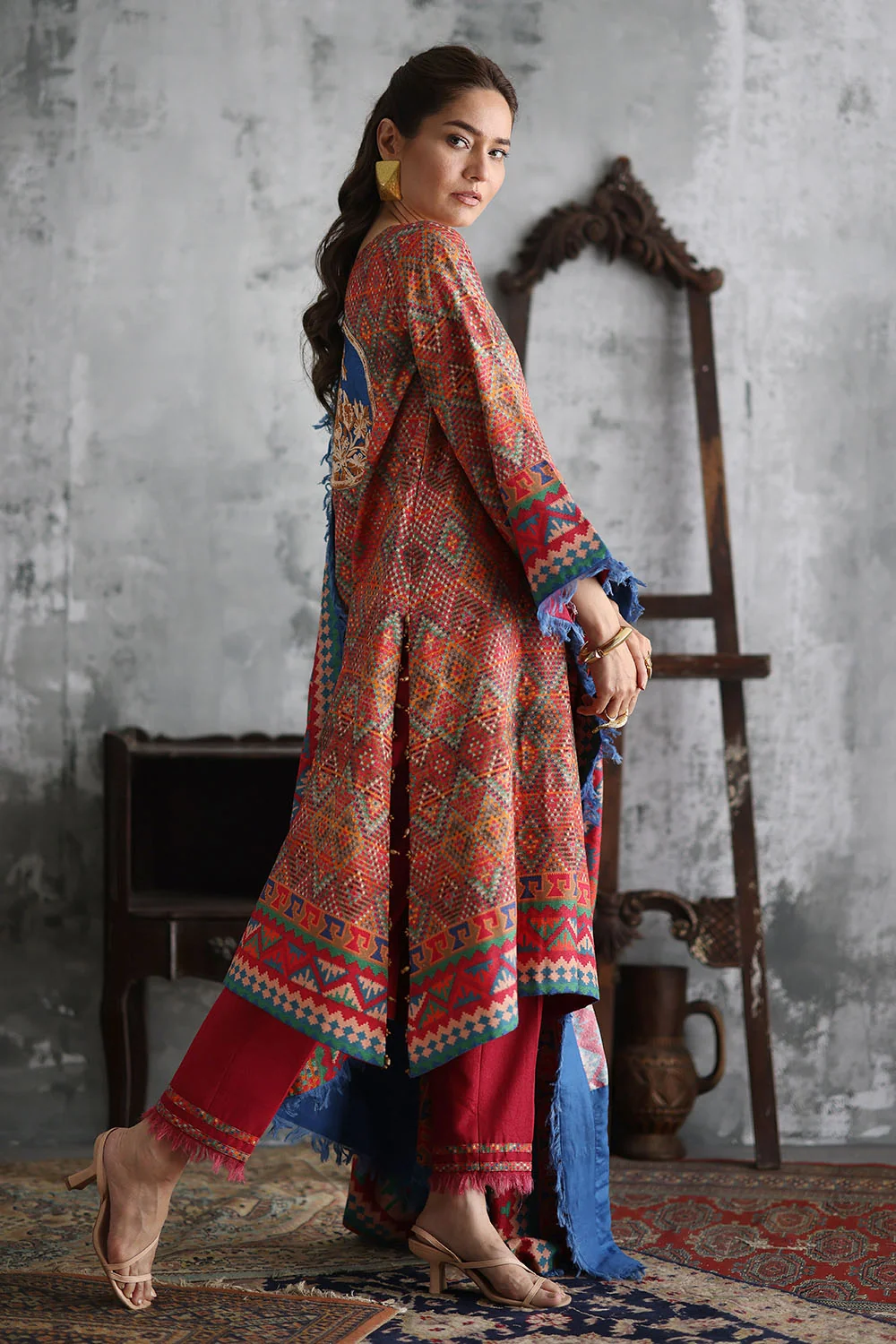 Gul Ahmed 3 Piece Printed Karandi Suit with Printed Karandi Dupatta Hover View