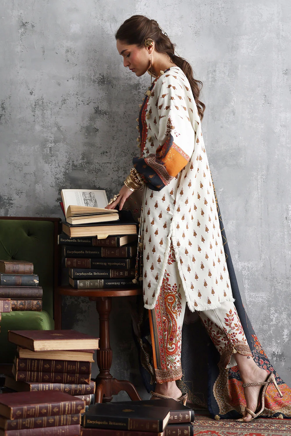 Gul Ahmed 3 Piece Embroidered Printed Karandi Suit with Printed Karandi Dupatta Hover View